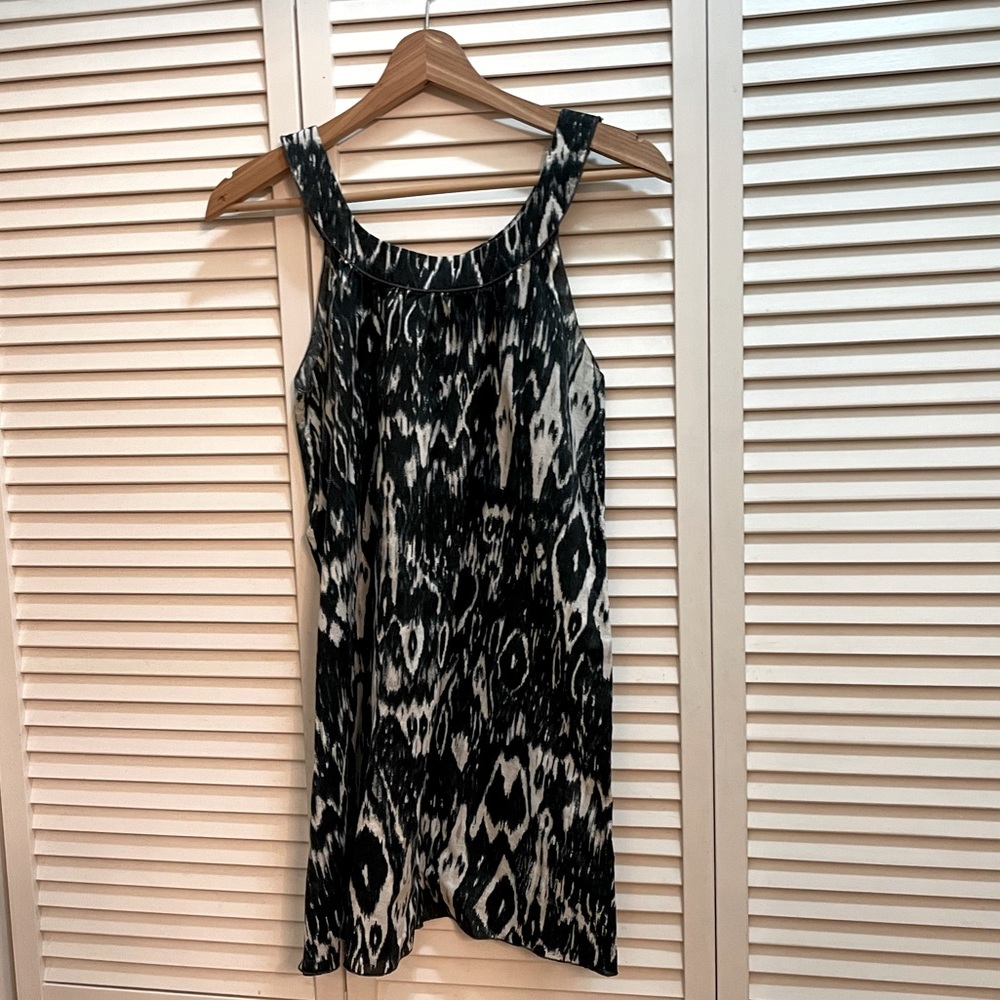 Kara Line Dress